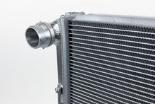 Load image into Gallery viewer, CSF Porsche 955/957 Cayenne / Audi Q7 / VW Touareg Heavy-Duty Performance Radiator - DTX Performance