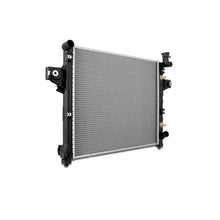 Load image into Gallery viewer, Mishimoto Jeep Grand Cherokee Replacement Radiator 2001-2004 - DTX Performance