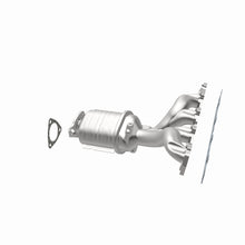 Load image into Gallery viewer, MagnaFlow 08-10 Pontiac G6 2.4L Underbody Direct Fit CARB Compliant Manifold Catalytic Converter - DTX Performance