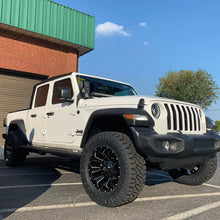 Load image into Gallery viewer, Oracle Jeep JL/Gladiator JT Oculus Switchback Bi-LED Projector Headlights - Amber/White Switchback - DTX Performance