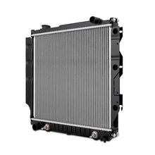 Load image into Gallery viewer, Mishimoto Jeep Wrangler Replacement Radiator 1987-1995 - DTX Performance