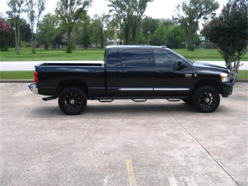 N-Fab Nerf Step 06-09 Dodge Ram 1500/2500/3500 Mega Cab 6.4ft Bed - Gloss Black - Bed Access - 3in - DTX Performance