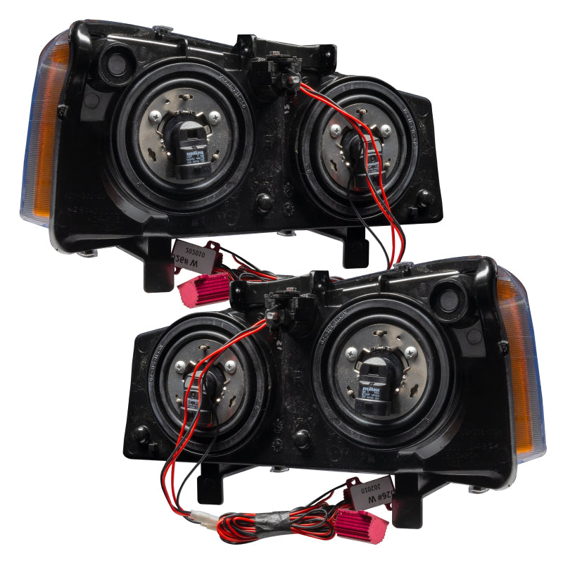 Oracle Lighting 03-06 Chevrolet Silverado Pre-Assembled LED Halo Headlights -UV/Purple - DTX Performance