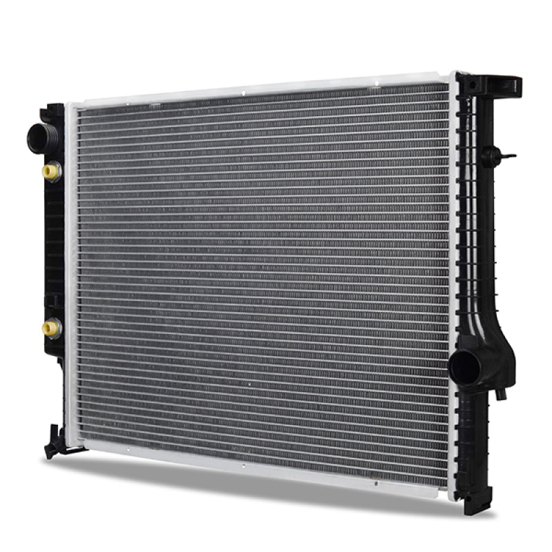 Mishimoto BMW E36 3-Series Replacement Radiator 1992-1999 - DTX Performance