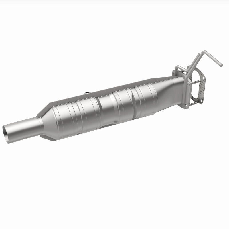 MagnaFlow 09-19 Ford F53 V10 6.8L Underbody 6.8L Direct Fit Catalytic Converter - DTX Performance