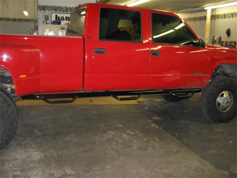 N-Fab Nerf Step 92-00 Chevy-GMC 2500/3500 Crew Cab 8ft Bed - Gloss Black - Bed Access - 3in - DTX Performance