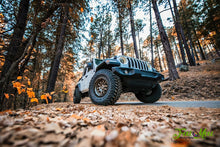 Load image into Gallery viewer, Oracle Oculus Bi-LED Projector Headlights for Jeep JL/Gladiator JT - Matte Black - 5500K - DTX Performance