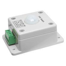 Load image into Gallery viewer, Oracle 8A PIR Sensor Switch - DTX Performance